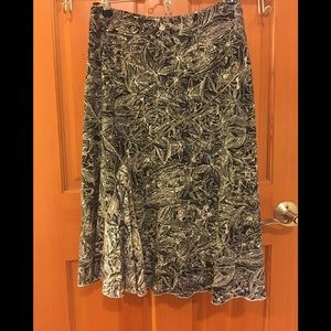 💃 Max Studio floral skirt